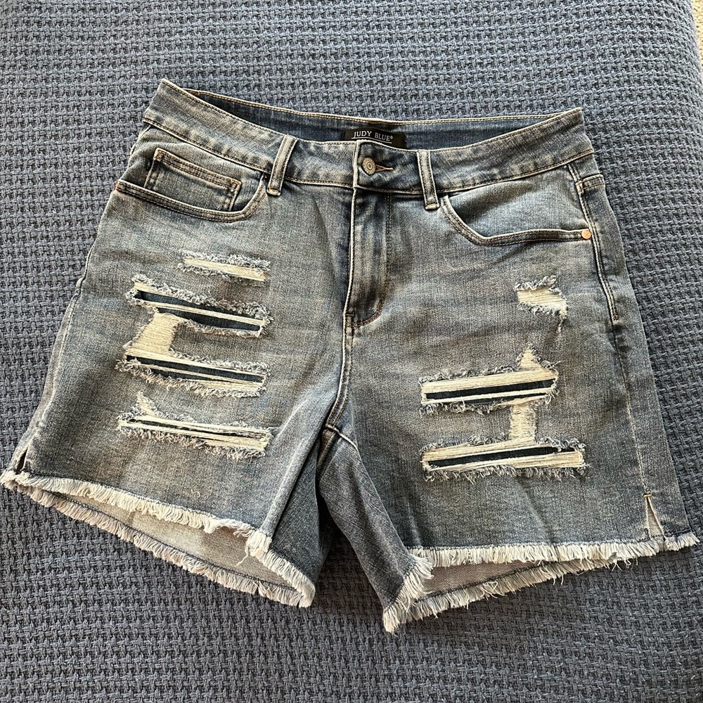 Plus Size Judy Blue shorts!